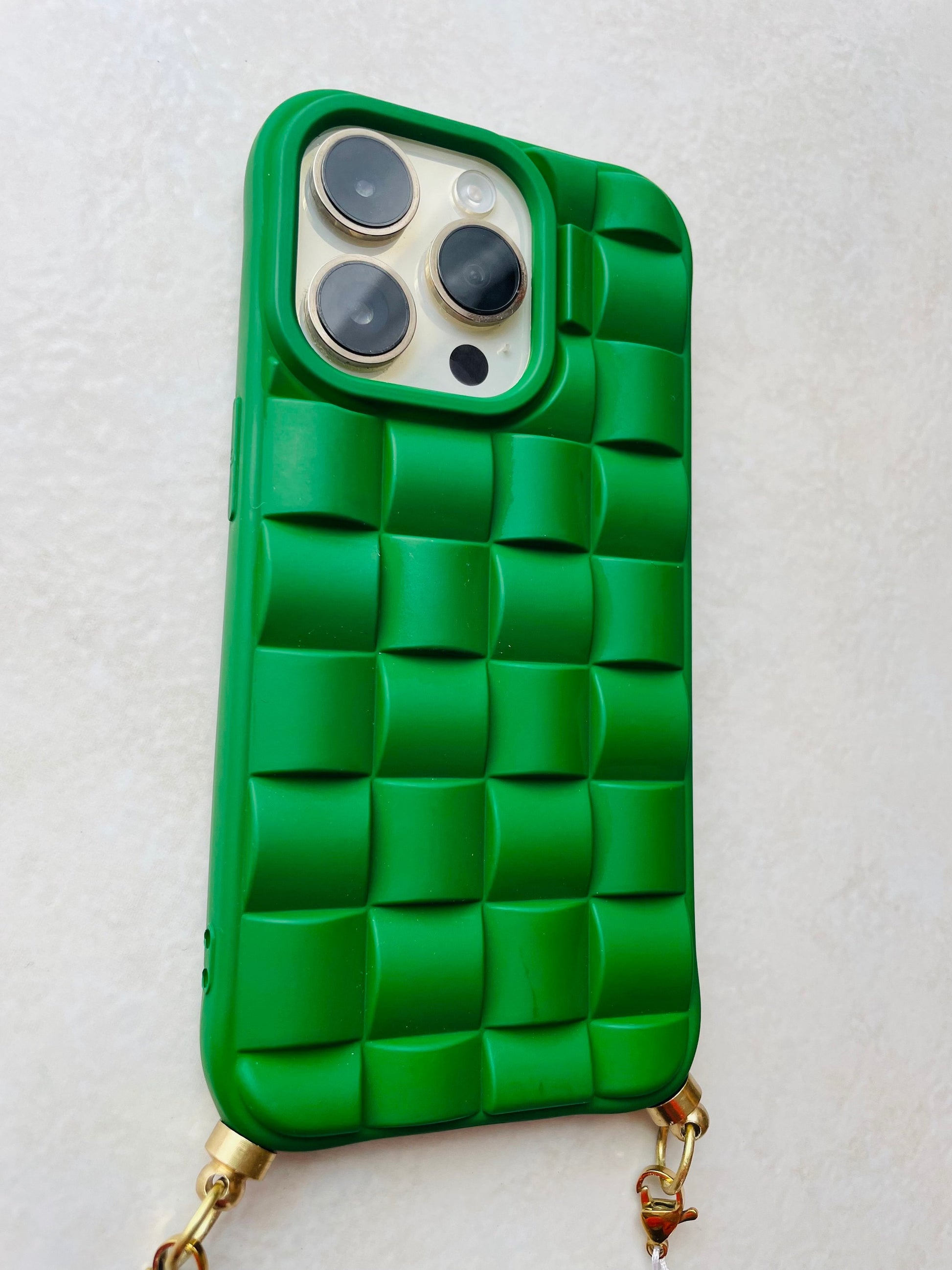 Coque motif damier vert  - Bijou de téléphone - iPhone - coque et son bijou de téléphone - perles bois et pierre - ensemble - nazar