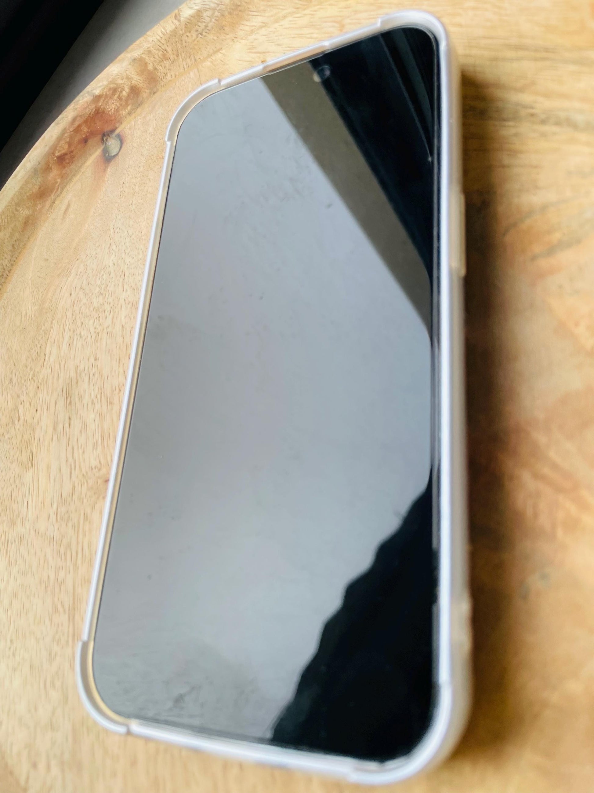 coque de téléphone design vague- coque bord ondulé - bubble - phone case - nacrée - nude