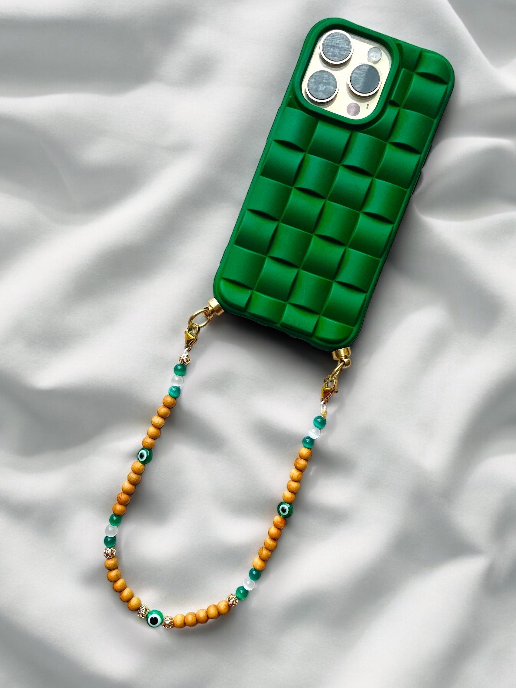 Coque motif damier vert  - Bijou de téléphone - iPhone - coque et son bijou de téléphone - perles bois et pierre - ensemble - nazar