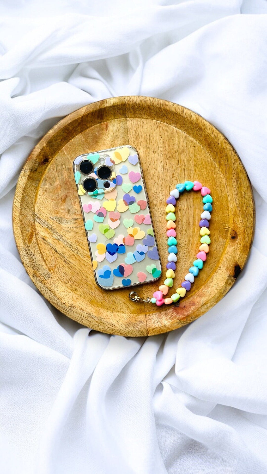 Coque de téléphone - vendue seule ou avec un bijoux de téléphone - iphone