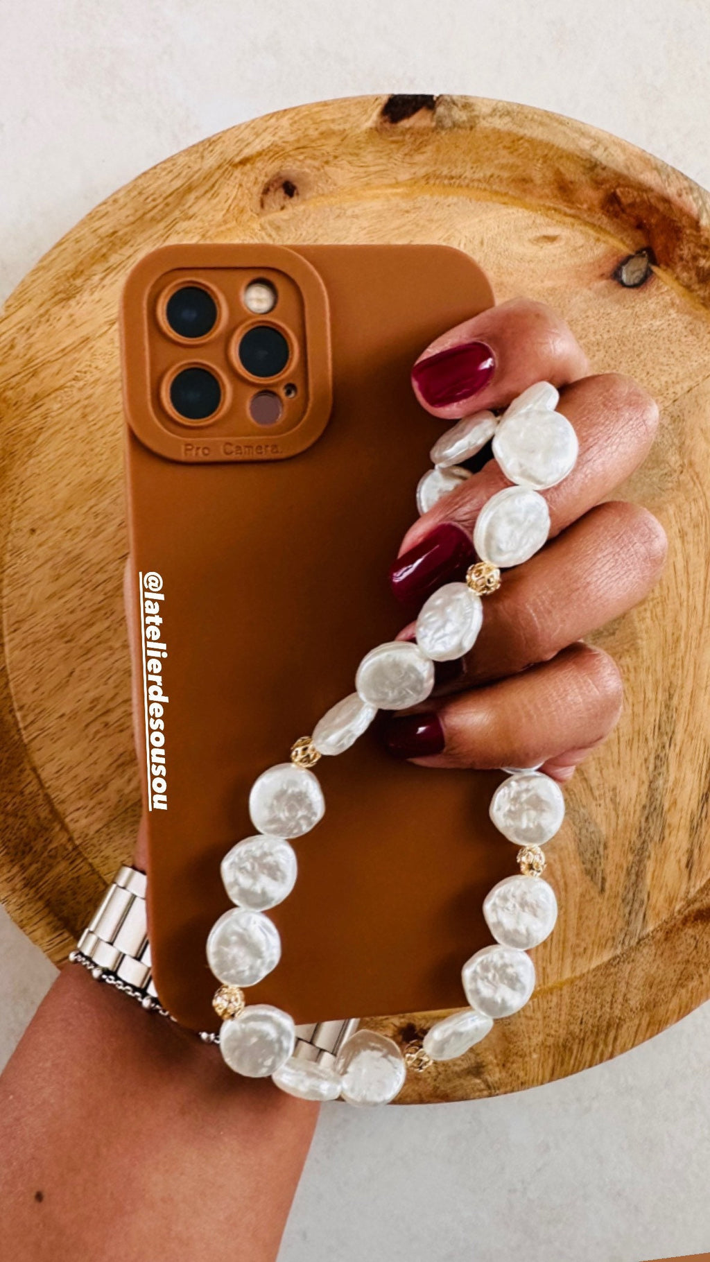 Bijoux de telephone - phone strap - perles nacree - dragonne - iPhone - vendue sans coque de téléphone