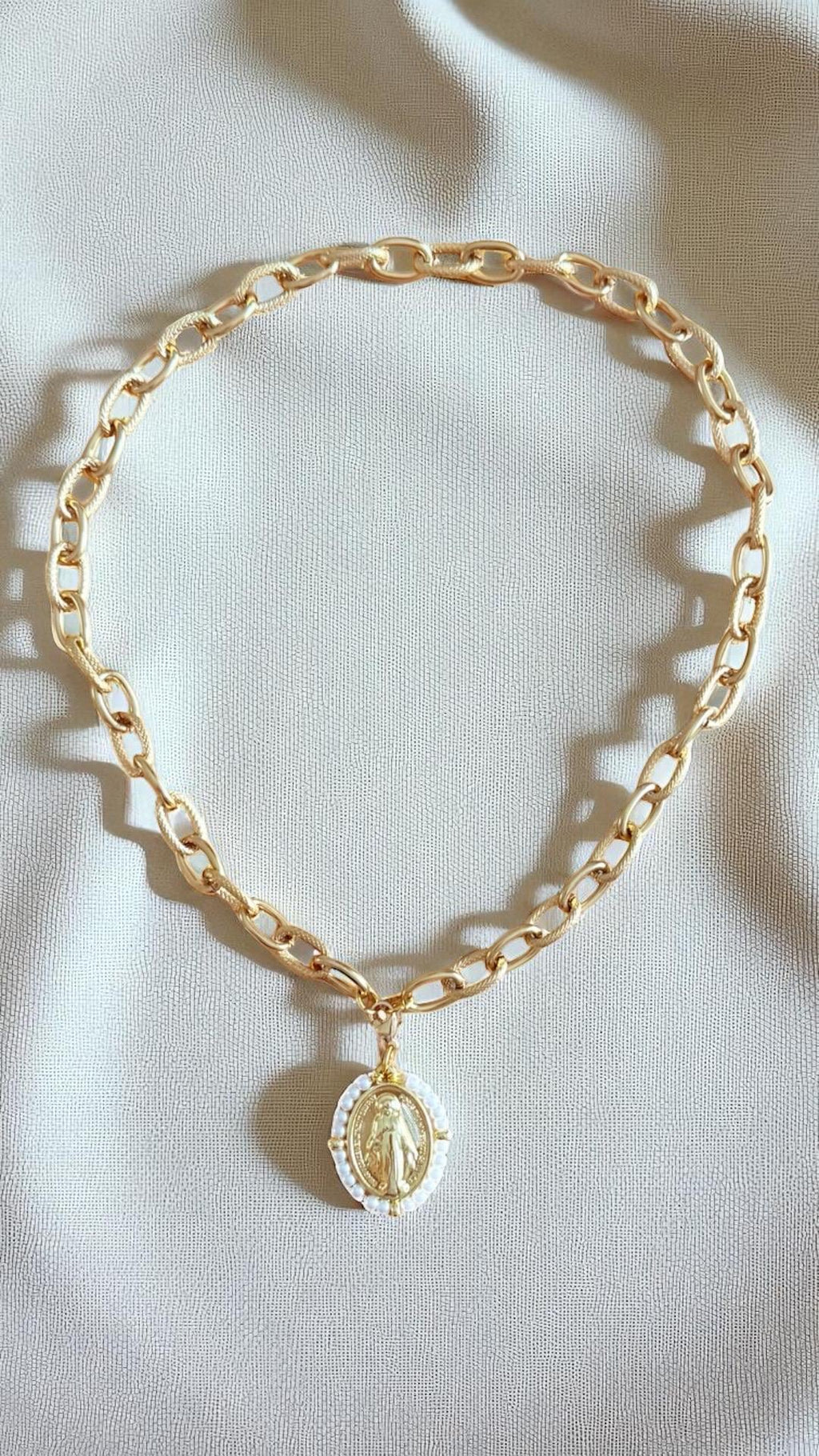 Collier acier inoxydable doré | Breloques interchangeables personnalisables | Bijou tendance femme fait main